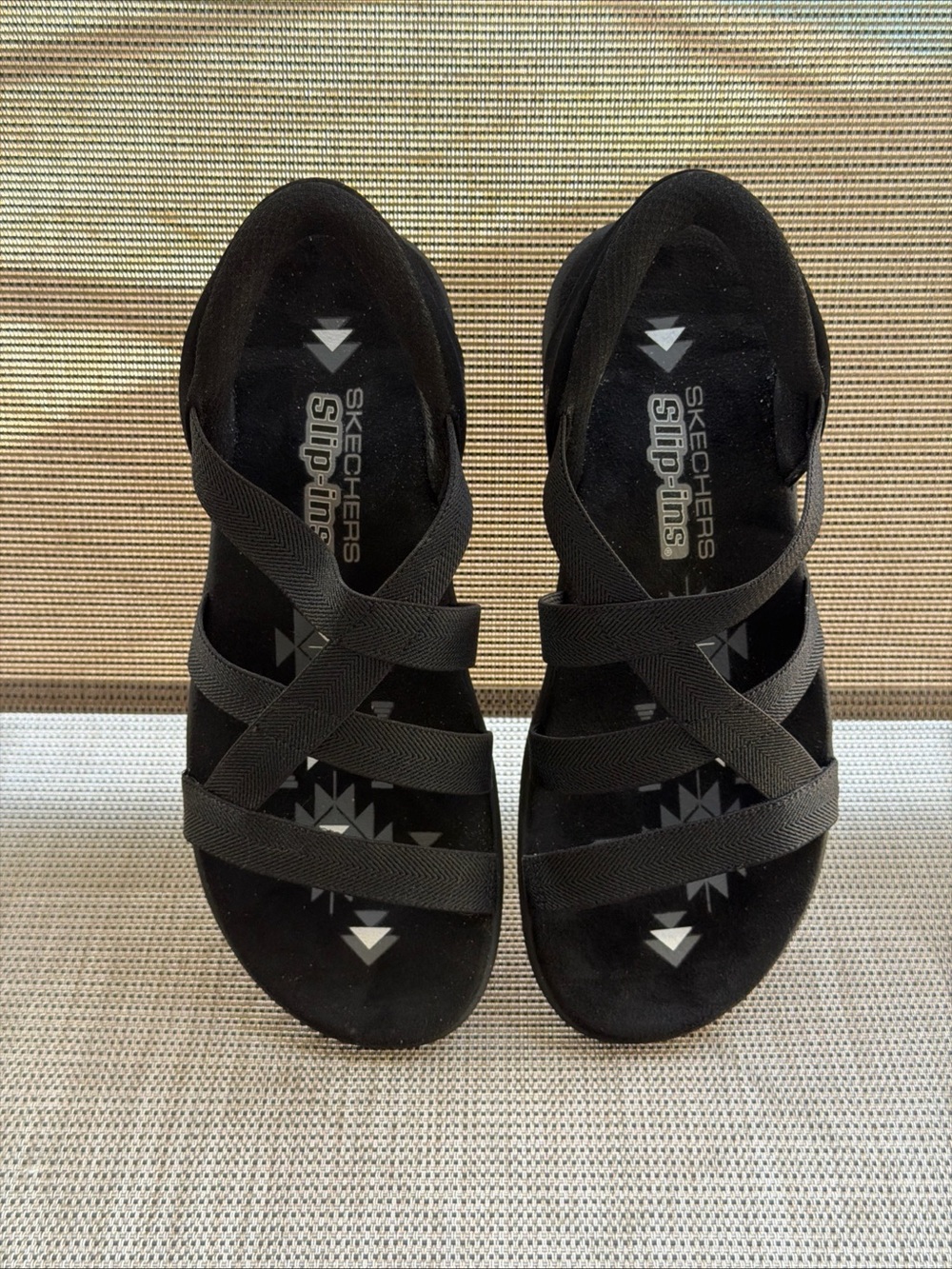 Skechers Hands Free Slip-Ins Reggae Slim Stretch Flex Black Strappy Sandals